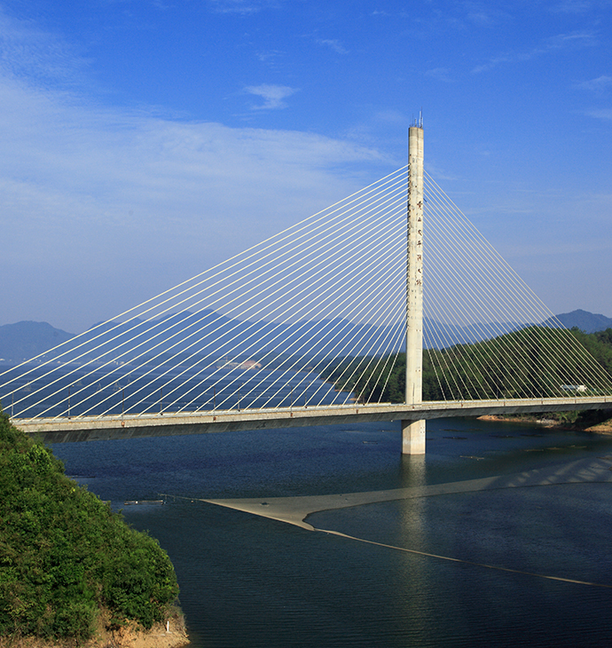 安徽黄山太平湖大桥